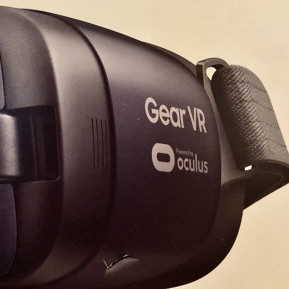 NIB Samsung GEAR VR - brand new in box